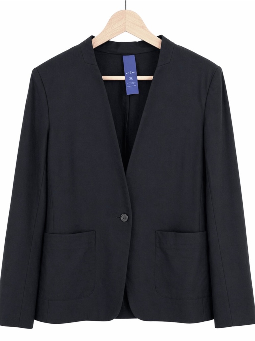 Kit and Ace Black Minimal V-Neck Single-Button Blazer